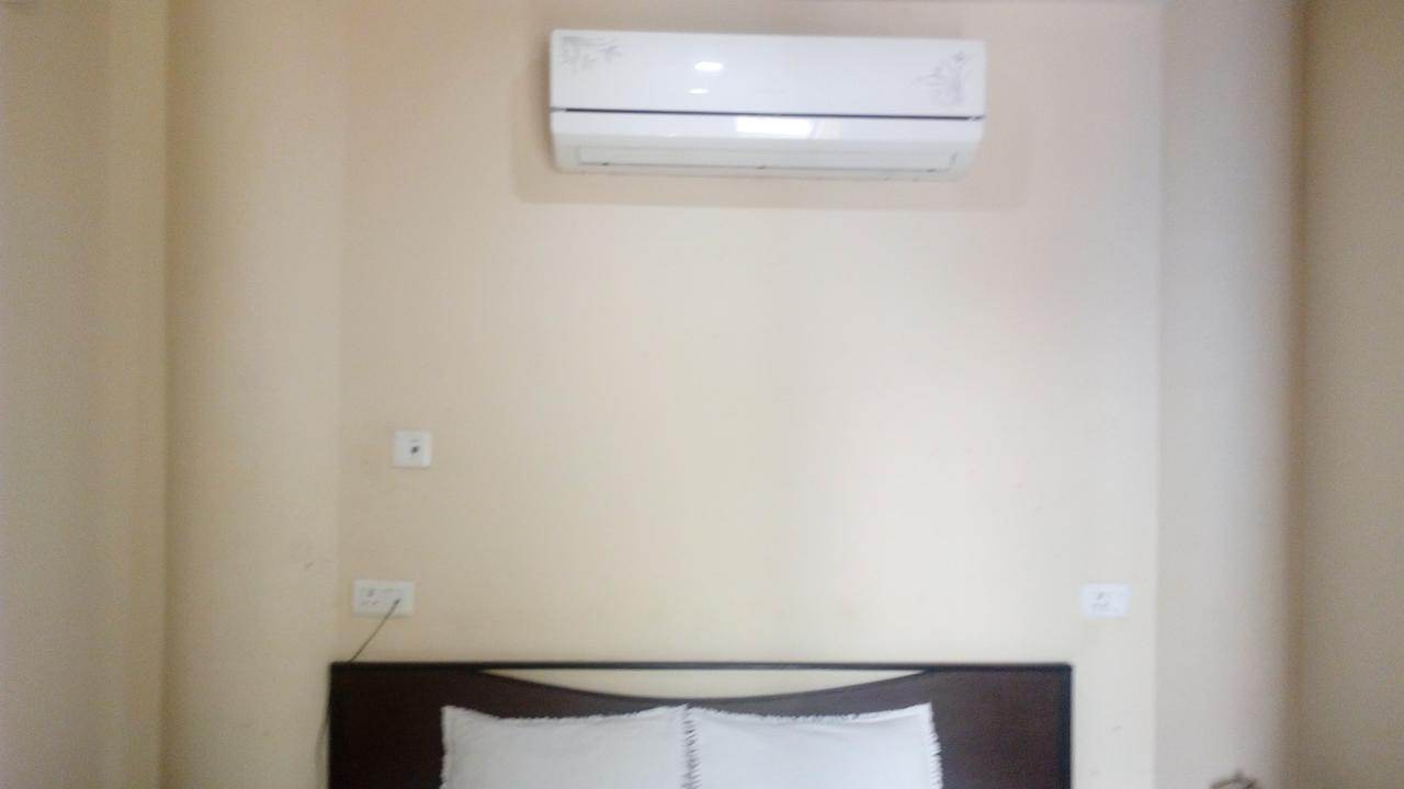 Hotel Sunshine Kashipur Extérieur photo