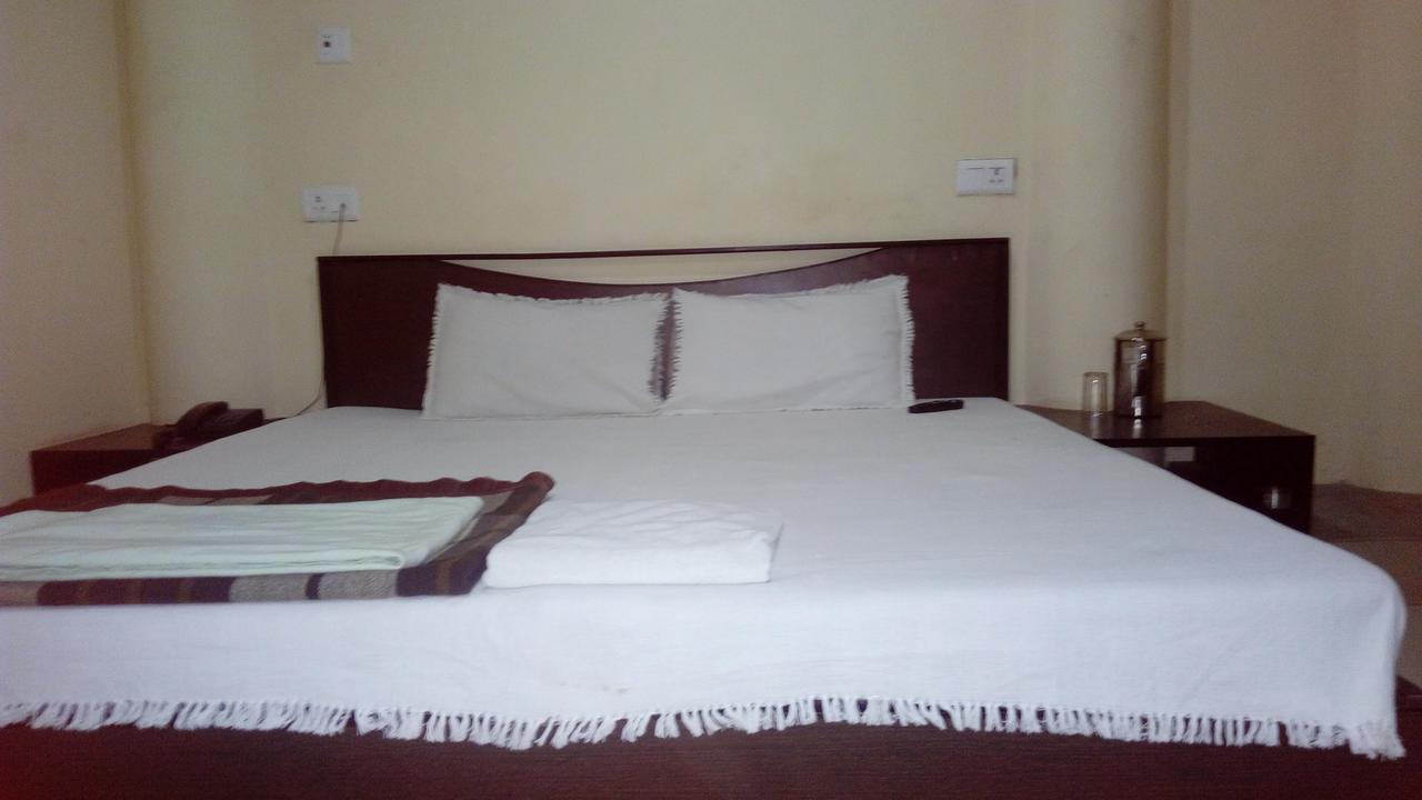 Hotel Sunshine Kashipur Extérieur photo